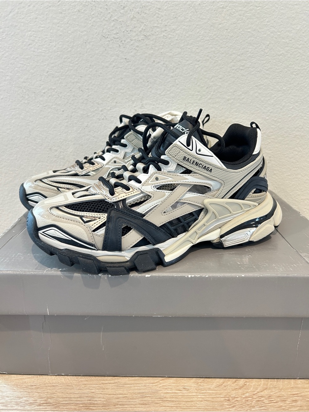 New Balenciaga Men's Track.2 Open Sneakers Beige/Black, Size 42/US9, $1150Retail